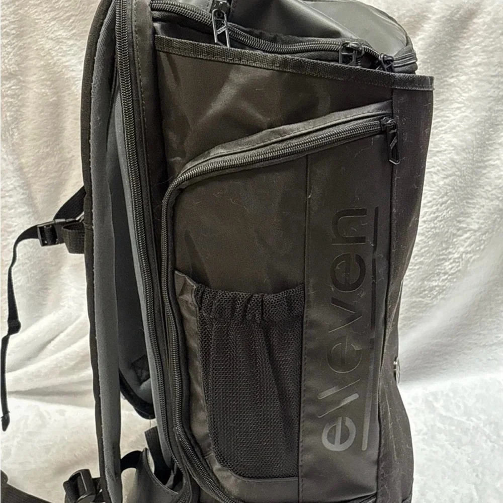 Elleven Black 17